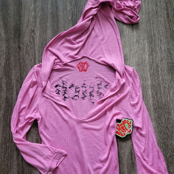 NWT! NICKY HILTON PINK THIN LONG SLEEVE SHIRT W/ EXTRA LONG HOOD - Picture 8 of 11